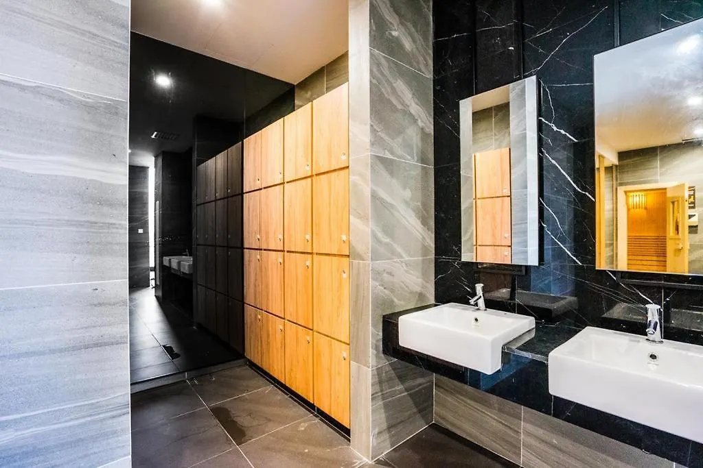 Imperio Residence Melaka - Private Jacuzzi With Seacityview Stay With Wifi 0*, Malacca
